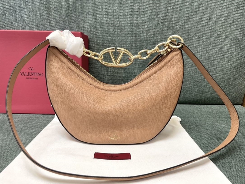 Va1e*ntin0 hobo bag